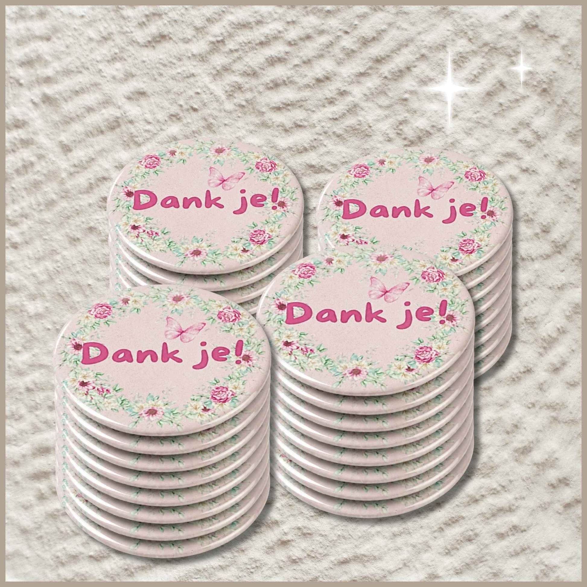 Set ronde gepersonaliseerde fotomagneten van 38 mm met hetzelfde 'Dank je'-ontwerp.