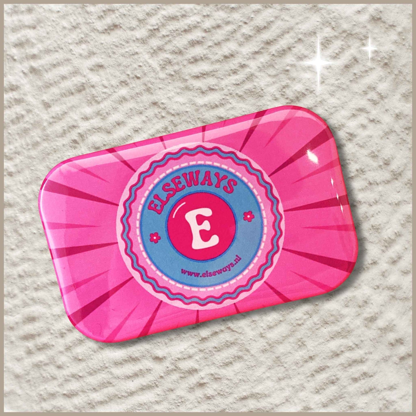 Rechthoekige magneet met het Elseways-logo.